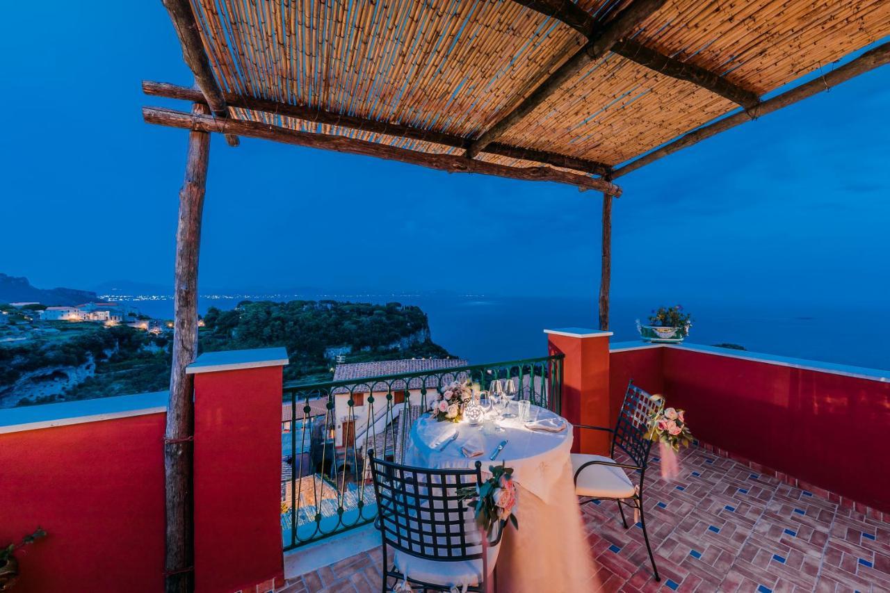 Palazzo Pascal Hotel Scala Bagian luar foto