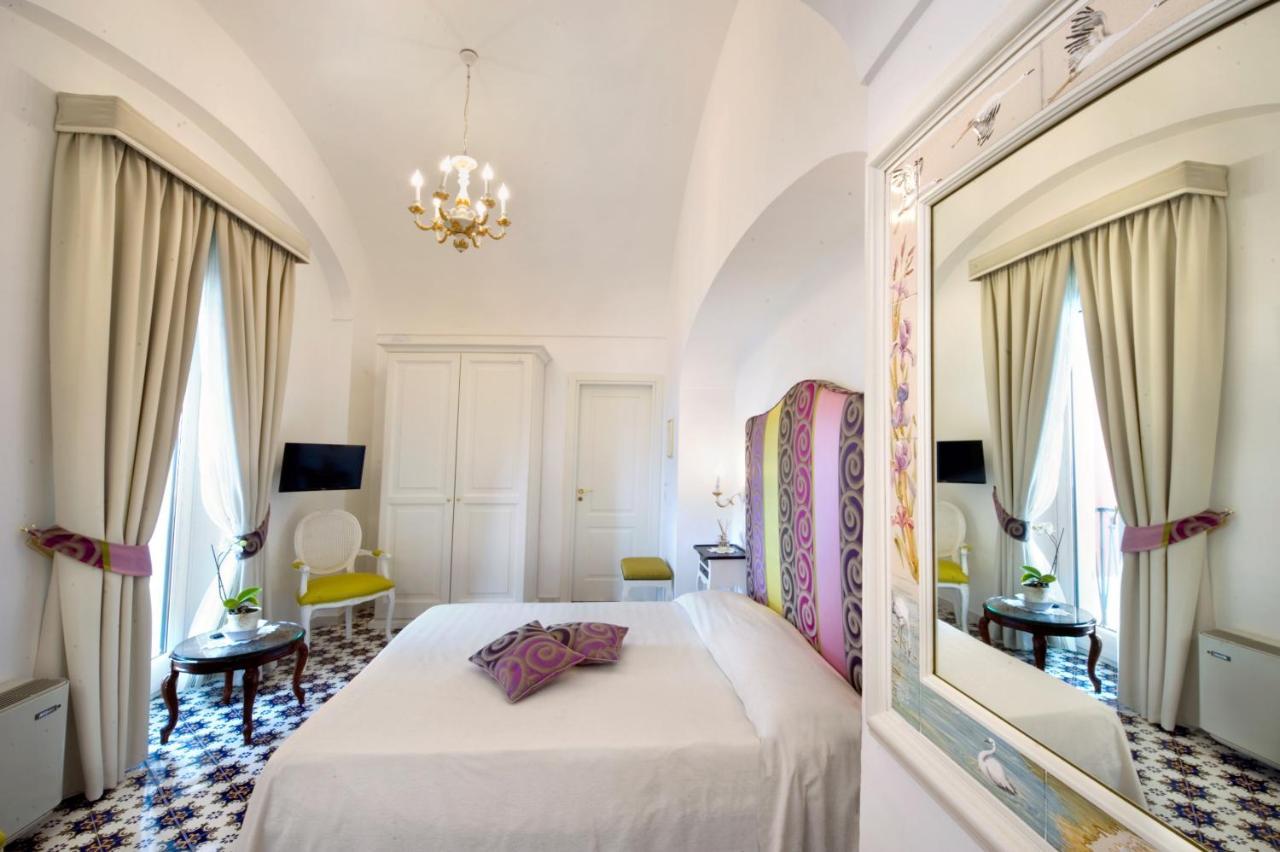 Palazzo Pascal Hotel Scala Bagian luar foto